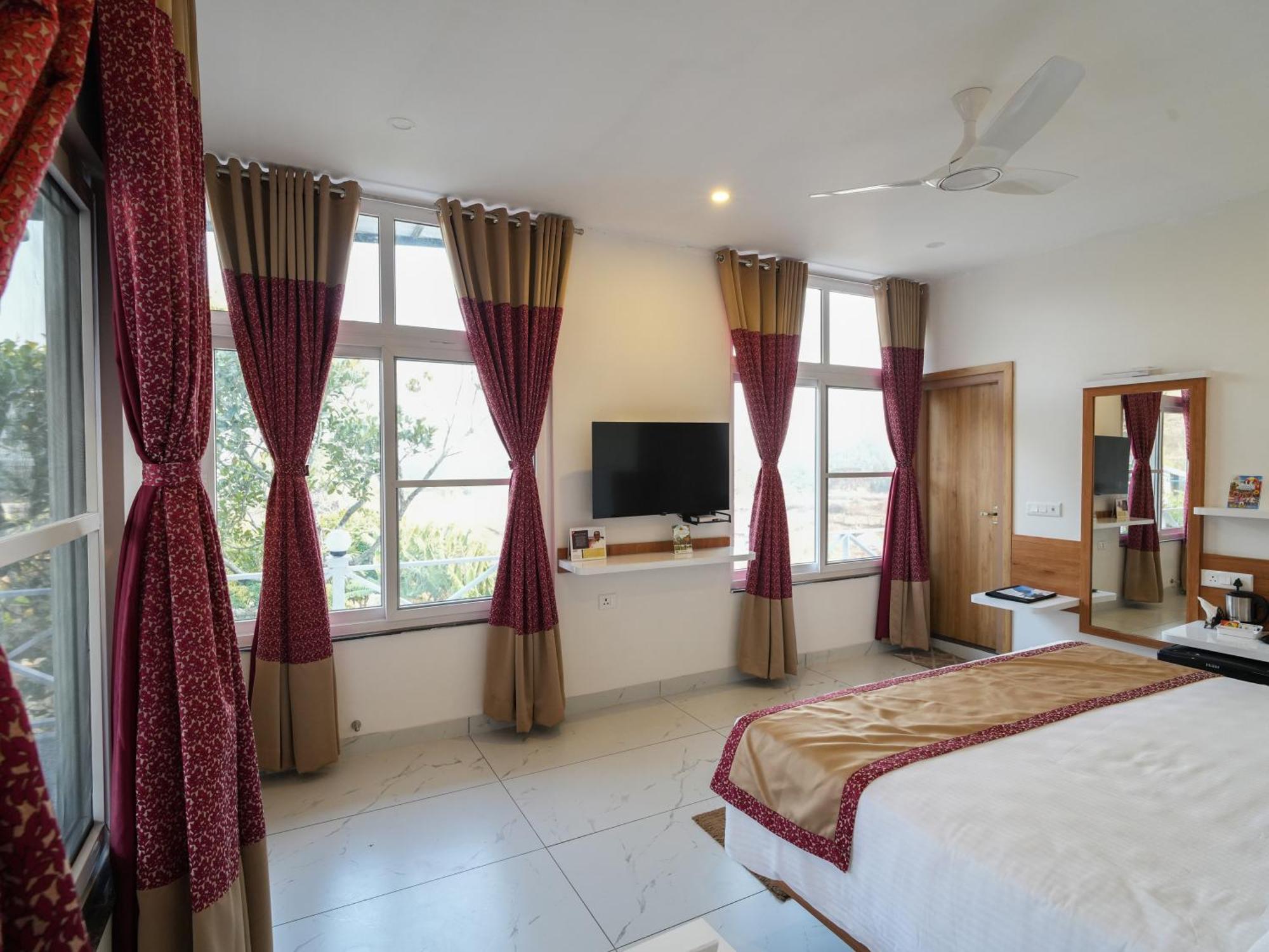 Mgm Whispering Wind'S Yelagiri Exterior foto