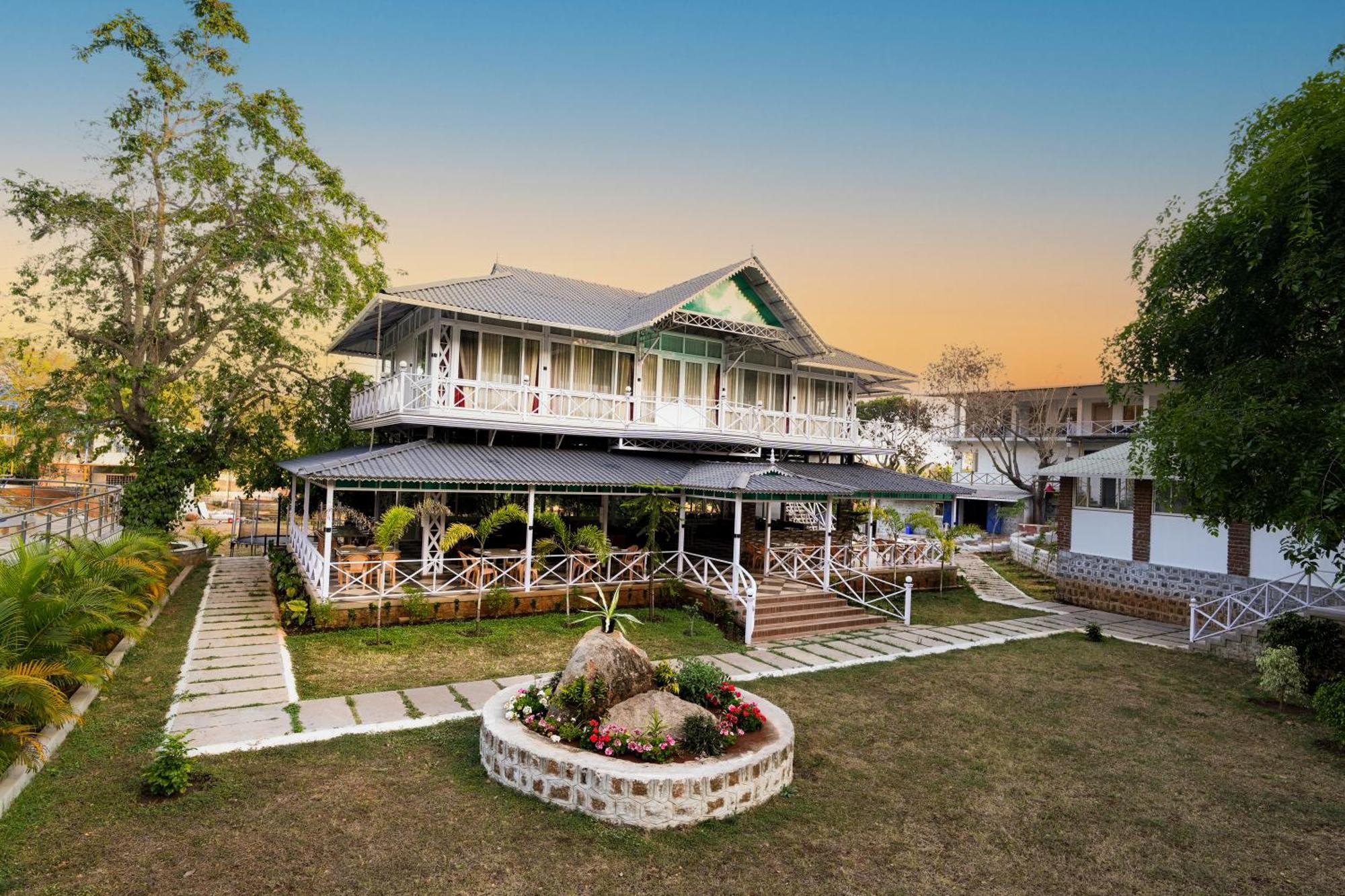 Mgm Whispering Wind'S Yelagiri Exterior foto