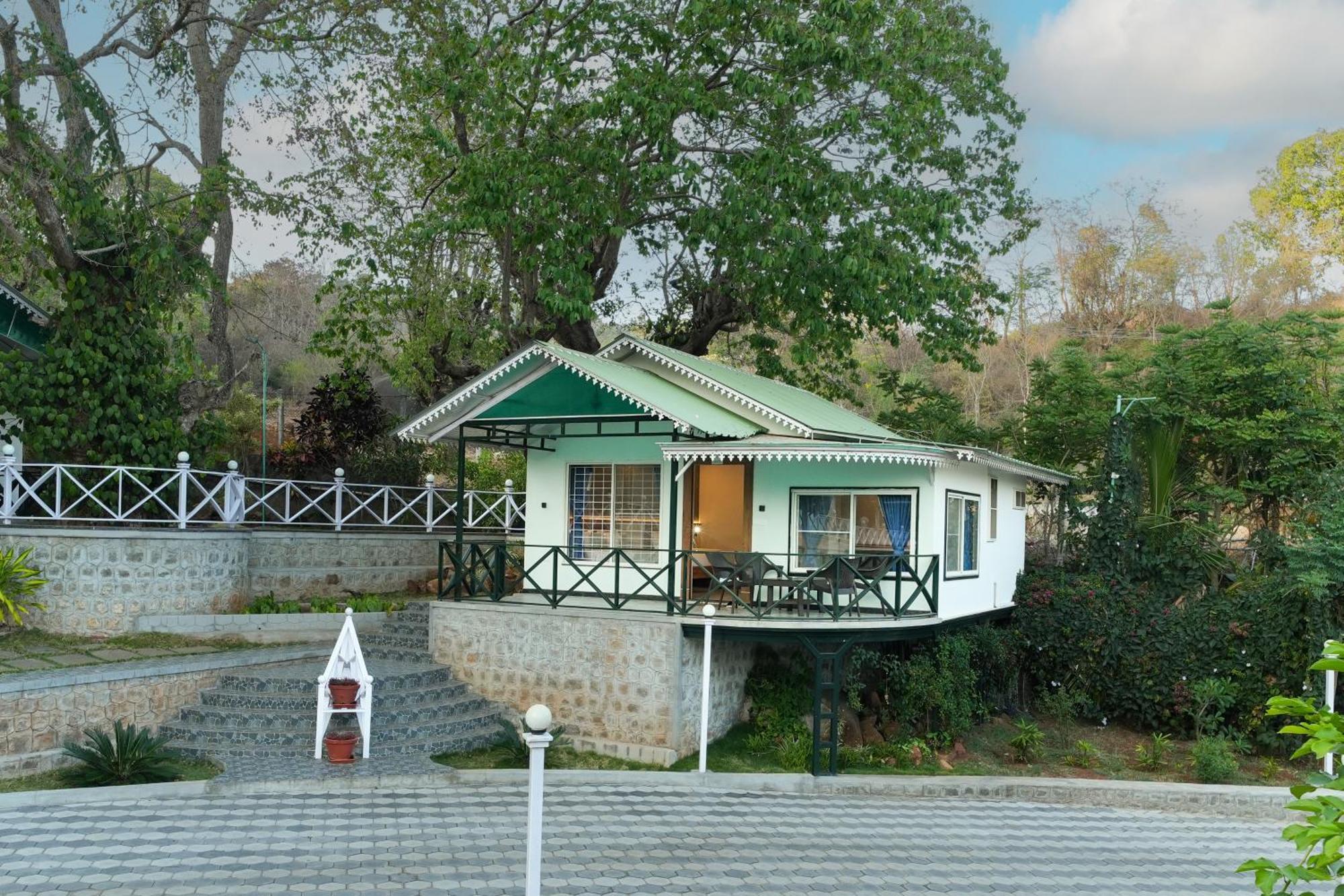 Mgm Whispering Wind'S Yelagiri Exterior foto